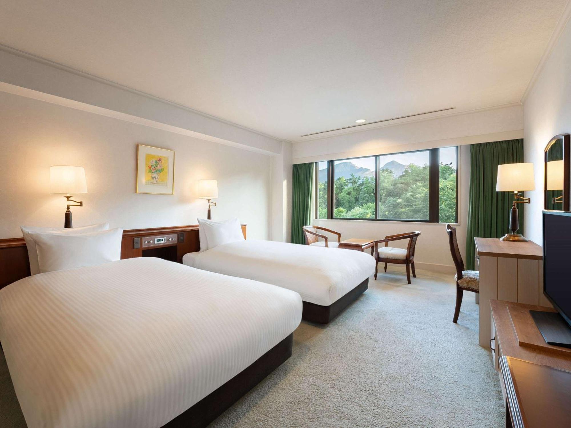 Mercure Urabandai Resort & Spa Kitashiobara Ngoại thất bức ảnh